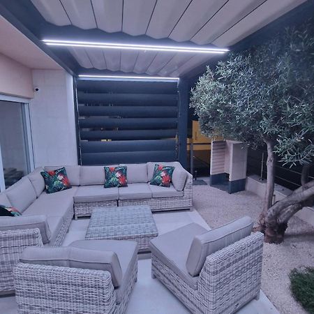 Villa Gina Sevid ภายนอก รูปภาพ