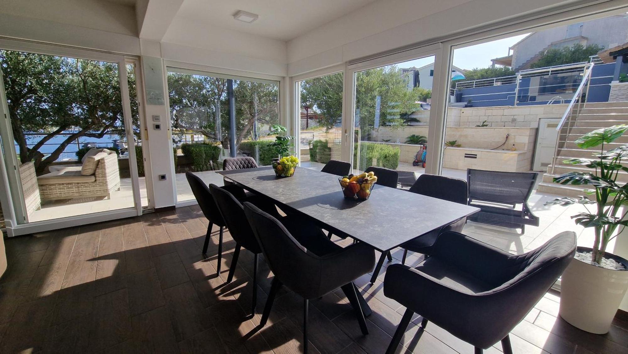 Villa Gina Sevid ภายนอก รูปภาพ